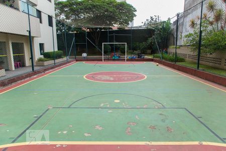 Apartamento à venda com 64m², 2 quartos e 1 vagaÁrea comum - Quadra