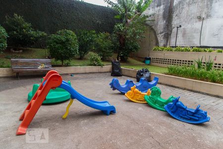 Apartamento à venda com 64m², 2 quartos e 1 vagaÁrea comum - Playground