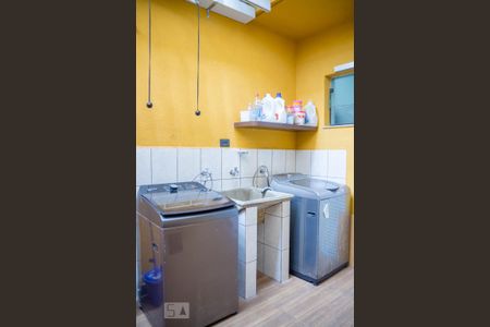 Casa para alugar com 400m², 3 quartos e 8 vagas Casa para alugar com 400m², 3 quartos e 8 vagasÁrea de Serviço