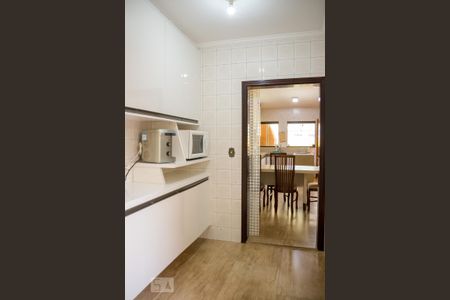 Casa para alugar com 400m², 3 quartos e 8 vagas Casa para alugar com 400m², 3 quartos e 8 vagasÁrea de Serviço