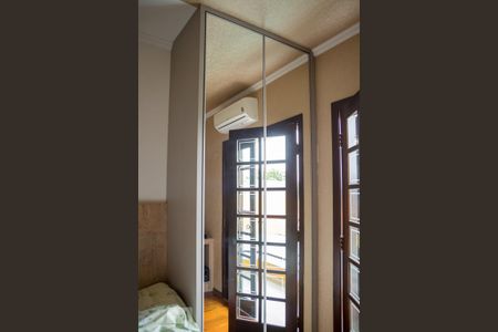 Casa para alugar com 400m², 3 quartos e 8 vagas Casa para alugar com 400m², 3 quartos e 8 vagasQuarto 2