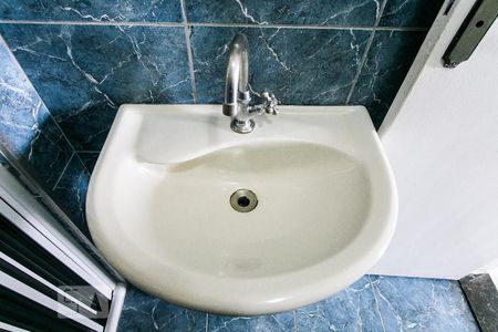 Apartamento para alugar com 70m², 2 quartos e sem vagaBanheiro