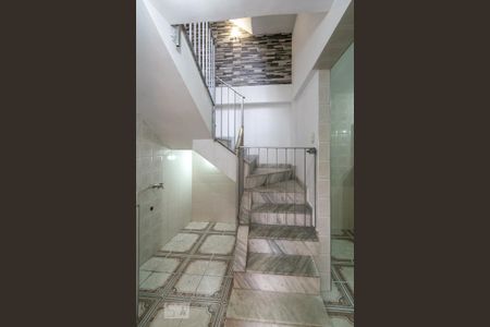 Casa para alugar com 140m², 3 quartos e sem vagaÁrea de Serviço - Acesso ao 2º andar