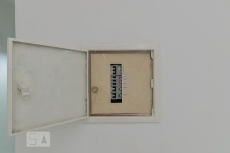 Casa para alugar com 140m², 3 quartos e sem vagaSala 2 - Quadro de luz