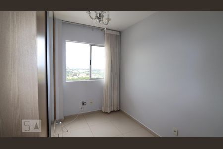 Apartamento para alugar com 81m², 3 quartos e 2 vagasQuarto 2