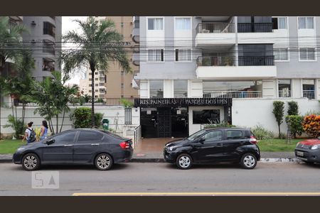 Apartamento para alugar com 81m², 3 quartos e 2 vagasFachada