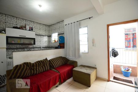 Sala de apartamento para alugar com 1 quarto, 46m² em Bonsucesso, Rio de Janeiro