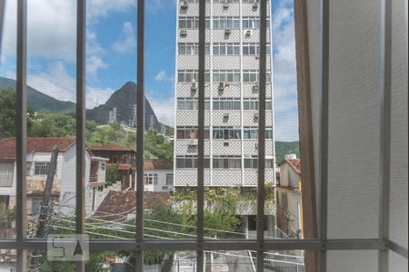 Apartamento à venda com 60m², 2 quartos e sem vaga Apartamento à venda com 60m², 2 quartos e sem vagaSala - Vista