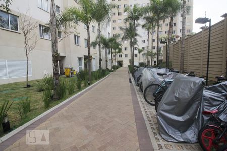 Apartamento à venda com 41m², 2 quartos e sem vagaÁrea comum