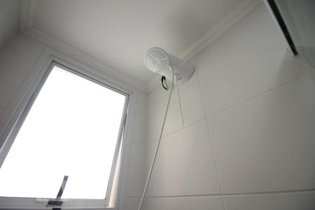 Apartamento à venda com 41m², 2 quartos e sem vagaChuveiro