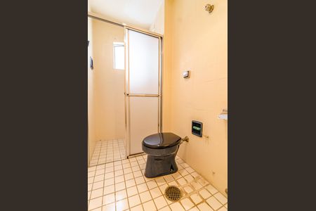 Apartamento à venda com 80m², 2 quartos e 1 vaga Apartamento à venda com 80m², 2 quartos e 1 vagaBanheiro