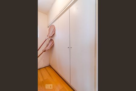 Closet de apartamento à venda com 2 quartos, 80m² em Jardim Paulista, São Paulo