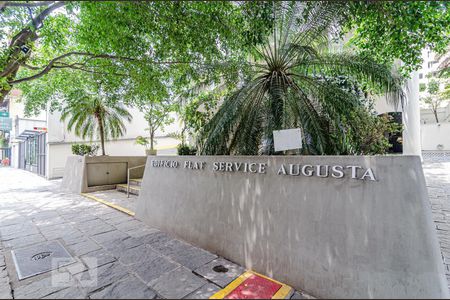 Apartamento à venda com 80m², 2 quartos e 1 vaga Apartamento à venda com 80m², 2 quartos e 1 vagaFachada