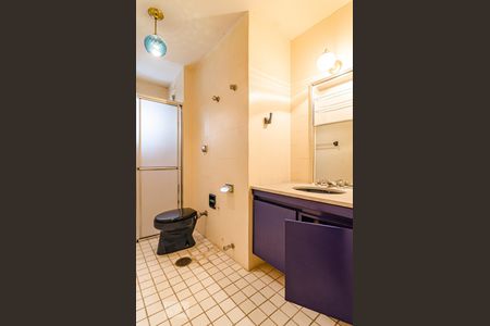 Apartamento à venda com 80m², 2 quartos e 1 vaga Apartamento à venda com 80m², 2 quartos e 1 vagaBanheiro