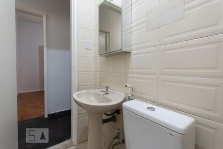 Lavabo de apartamento para alugar com 3 quartos, 110m² em Tijuca, Rio de Janeiro