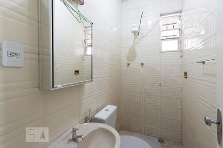 Lavabo de apartamento para alugar com 3 quartos, 110m² em Tijuca, Rio de Janeiro