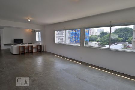 Apartamento para alugar com 117m², 1 quarto e 1 vagaSala