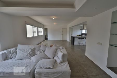 Apartamento para alugar com 117m², 1 quarto e 1 vagaSala