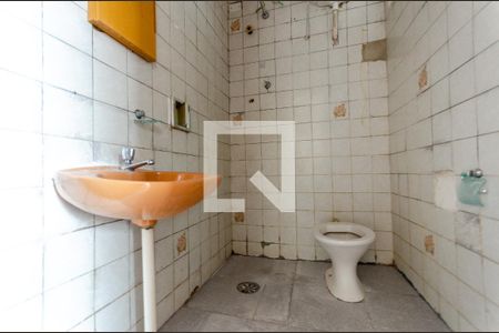 Casa para alugar com 45m², 1 quarto e sem vaga Casa para alugar com 45m², 1 quarto e sem vagaBanheiro