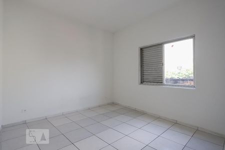 Quarto 2 de casa para alugar com 2 quartos, 90m² em Vila Brasilândia, São Paulo