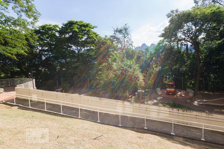 Apartamento à venda com 52m², 2 quartos e 1 vaga Apartamento à venda com 52m², 2 quartos e 1 vagaÁrea Comum