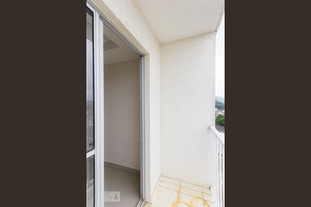 Apartamento à venda com 52m², 2 quartos e 1 vaga Apartamento à venda com 52m², 2 quartos e 1 vagaVaranda