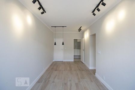 Sala de apartamento para alugar com 3 quartos, 70m² em Vila Isabel, Rio de Janeiro