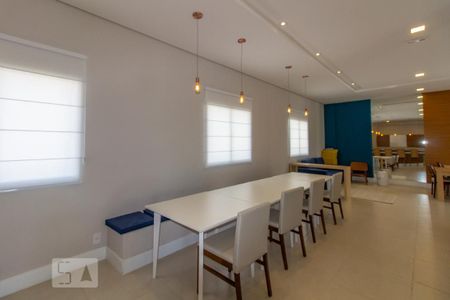 Apartamento à venda com 40m², 2 quartos e 1 vaga Apartamento à venda com 40m², 2 quartos e 1 vagaÁrea comum - Salão de festas