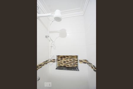 Apartamento para alugar com 59m², 2 quartos e sem vaga Apartamento para alugar com 59m², 2 quartos e sem vagaChuveiro