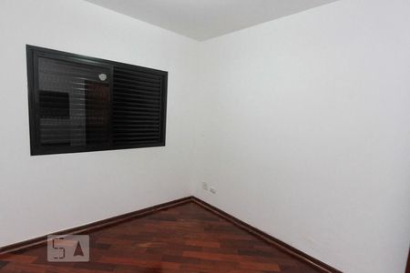 Apartamento para alugar com 121m², 3 quartos e 2 vagasQuarto