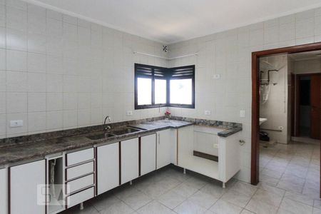 Apartamento para alugar com 121m², 3 quartos e 2 vagasCozinha