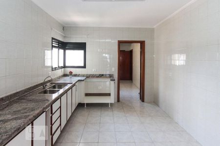 Apartamento para alugar com 121m², 3 quartos e 2 vagasCozinha