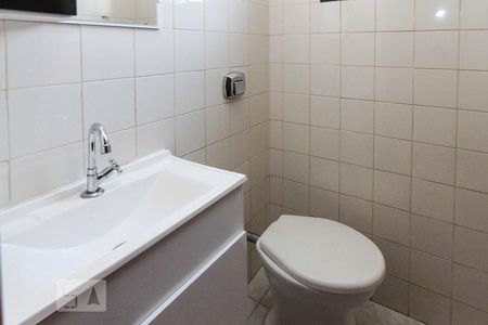 Apartamento para alugar com 121m², 3 quartos e 2 vagasBanheiro de Serviço