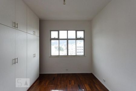 Apartamento à venda com 270m², 4 quartos e 2 vagasSuíte 2