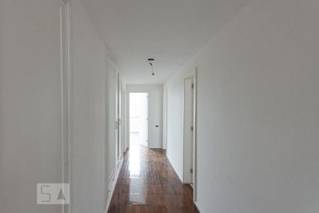 Apartamento à venda com 270m², 4 quartos e 2 vagasCorredor