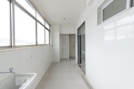 Apartamento à venda com 270m², 4 quartos e 2 vagasÁrea de Serviço