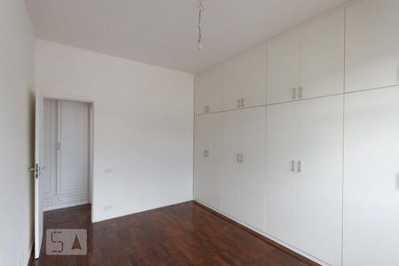 Apartamento à venda com 270m², 4 quartos e 2 vagasBanheiro Suíte 2
