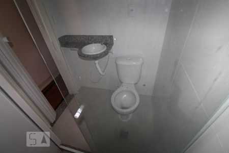 Apartamento à venda com 80m², 3 quartos e sem vaga Apartamento à venda com 80m², 3 quartos e sem vagaBanheiro Social