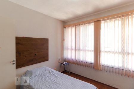 Sala 02 de apartamento à venda com 1 quarto, 62m² em Centro, Campinas