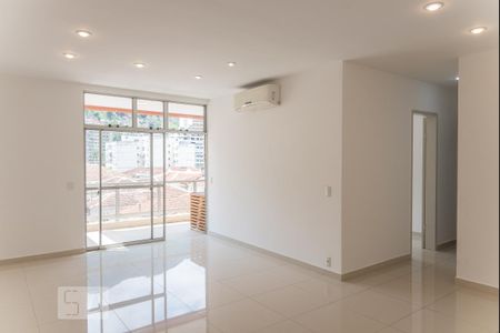 Sala  de apartamento para alugar com 2 quartos, 110m² em Tijuca, Rio de Janeiro