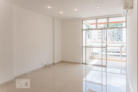 Sala  de apartamento para alugar com 2 quartos, 110m² em Tijuca, Rio de Janeiro