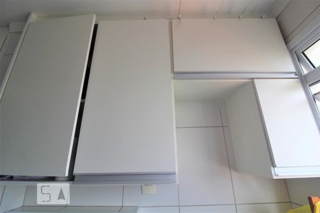 Apartamento para alugar com 69m², 2 quartos e 1 vagaÁrea serviço