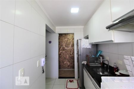 Apartamento para alugar com 69m², 2 quartos e 1 vagaCozinha