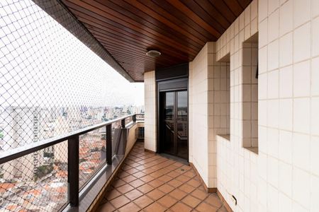 Apartamento à venda com 504m², 5 quartos e 4 vagasVaranda das Suítes 3 e 4