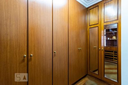 Apartamento à venda com 504m², 5 quartos e 4 vagasCloset da Suíte 2