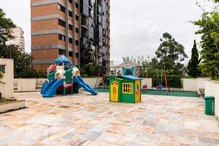 Apartamento à venda com 504m², 5 quartos e 4 vagasÁrea comum - Playground