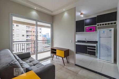 Sala de apartamento para alugar com 1 quarto, 50m² em Melville Empresarial Ii, Barueri