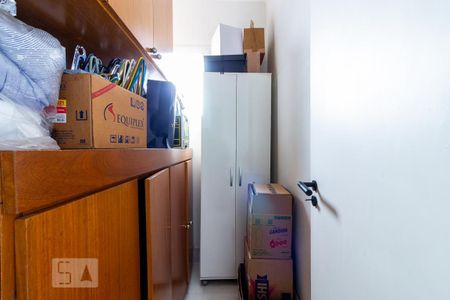 Apartamento à venda com 243m², 2 quartos e 3 vagasQuarto de Serviço