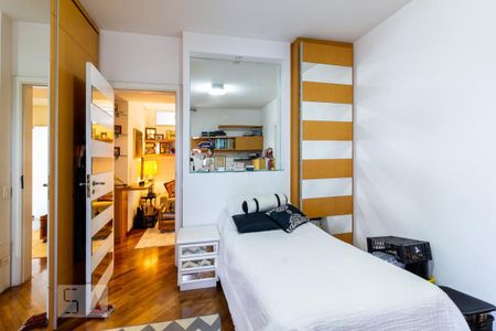 Apartamento à venda com 243m², 2 quartos e 3 vagasSuite 1