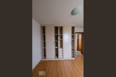 Apartamento para alugar com 280m², 5 quartos e 4 vagas Apartamento para alugar com 280m², 5 quartos e 4 vagasQuarto 5